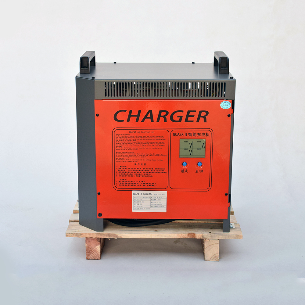 工頻充電機(jī)48V70A-液晶屏